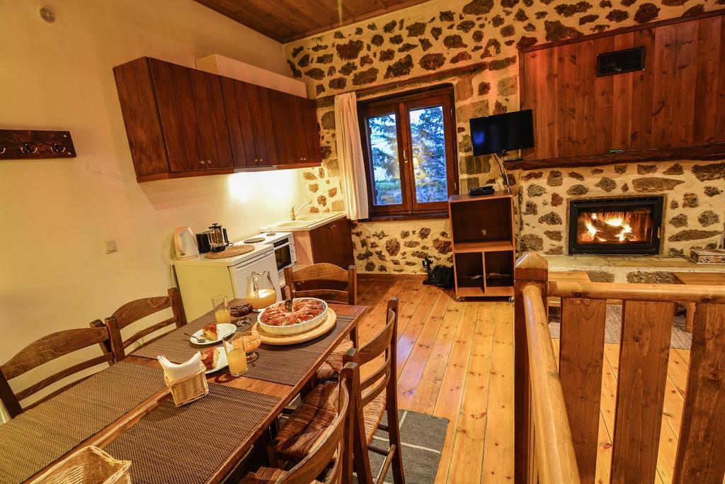 Εν Αρχή - En Arhi Trikala Exterior foto
