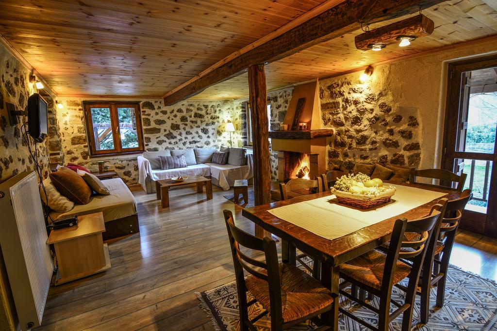 Εν Αρχή - En Arhi Trikala Exterior foto