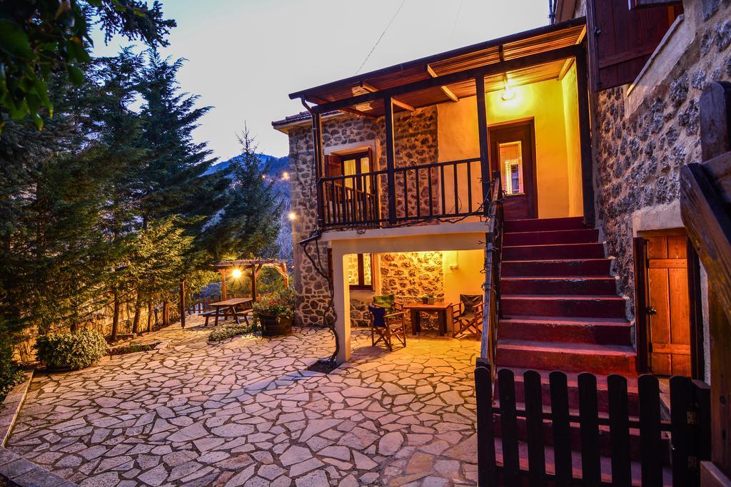 Εν Αρχή - En Arhi Trikala Exterior foto